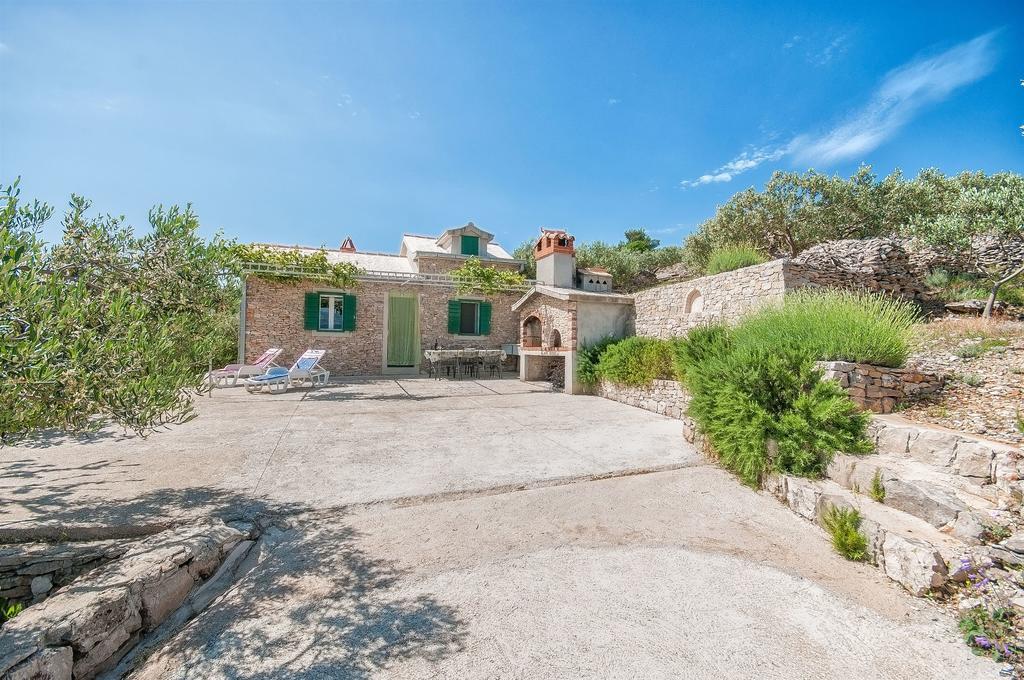 House Vela Lozna Βίλα Postira Εξωτερικό φωτογραφία